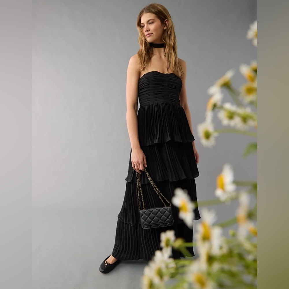 Elegant Black Tiered dress